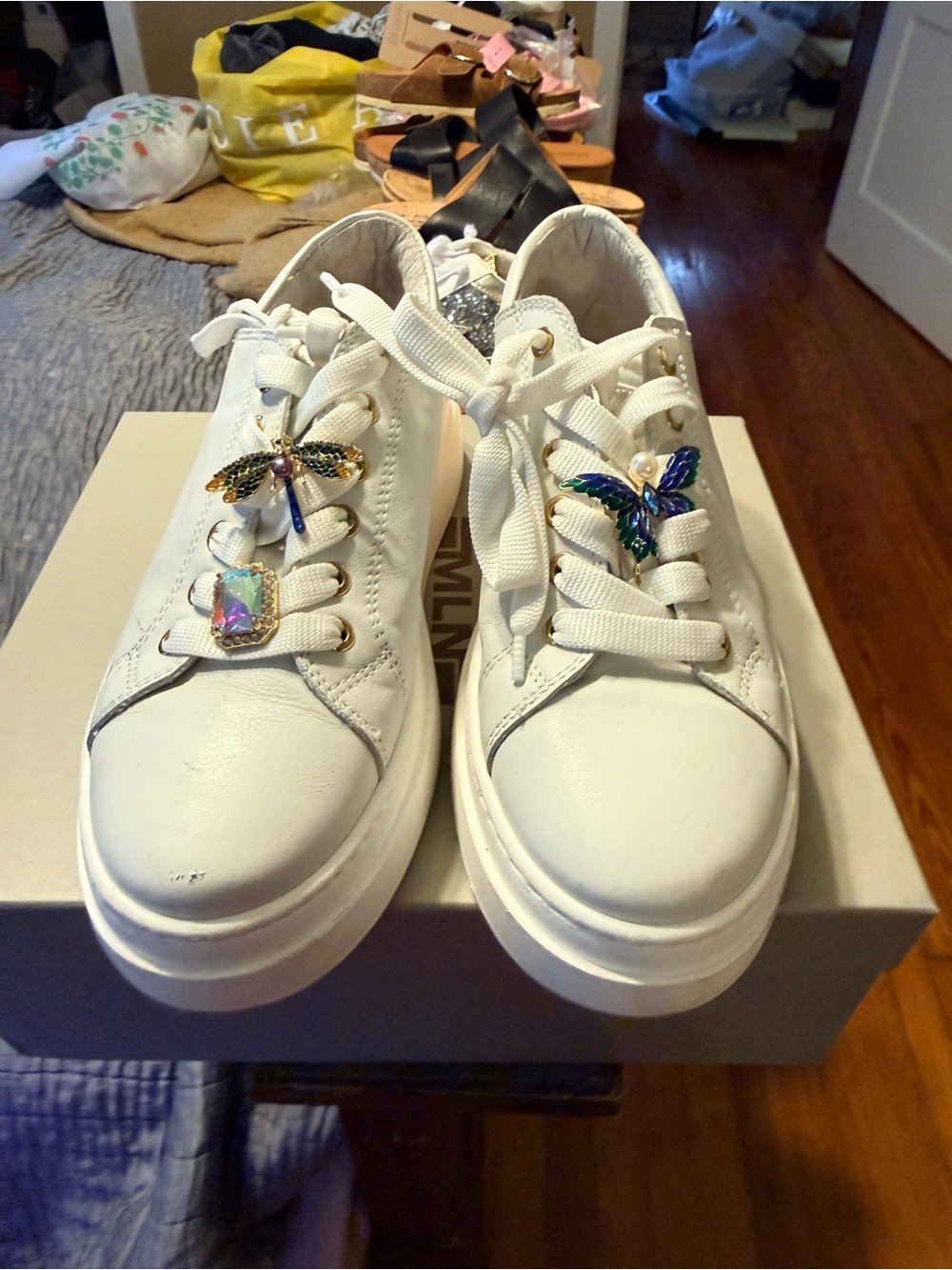 Meline Italy White Platform Lace-Up Sneakers with Decorative Gem Charms